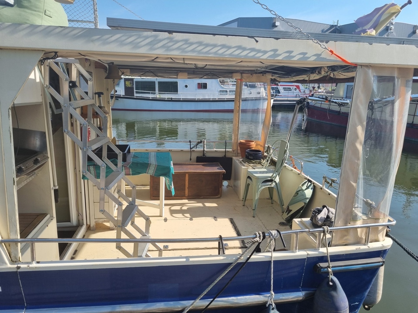 Terrasse arriere couverte d'ARGOS
